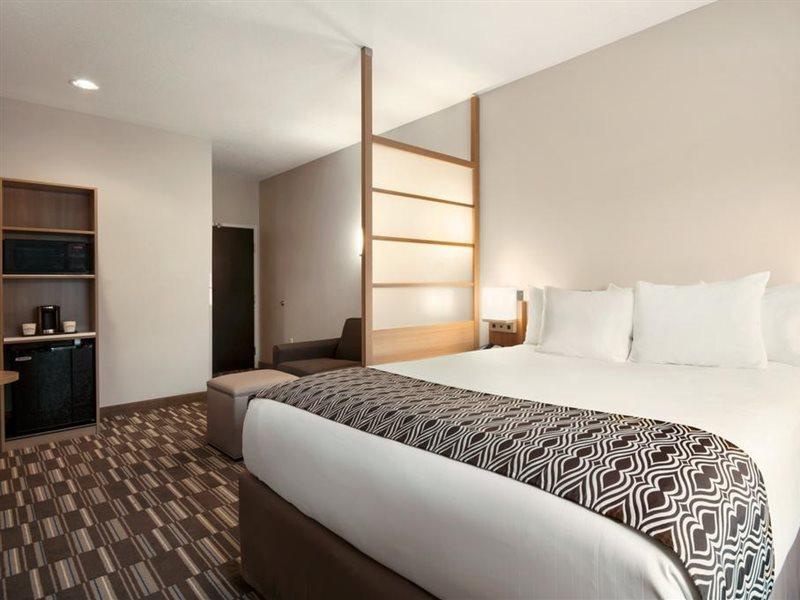Microtel Inn & Suites By Wyndham Lynchburg Εξωτερικό φωτογραφία