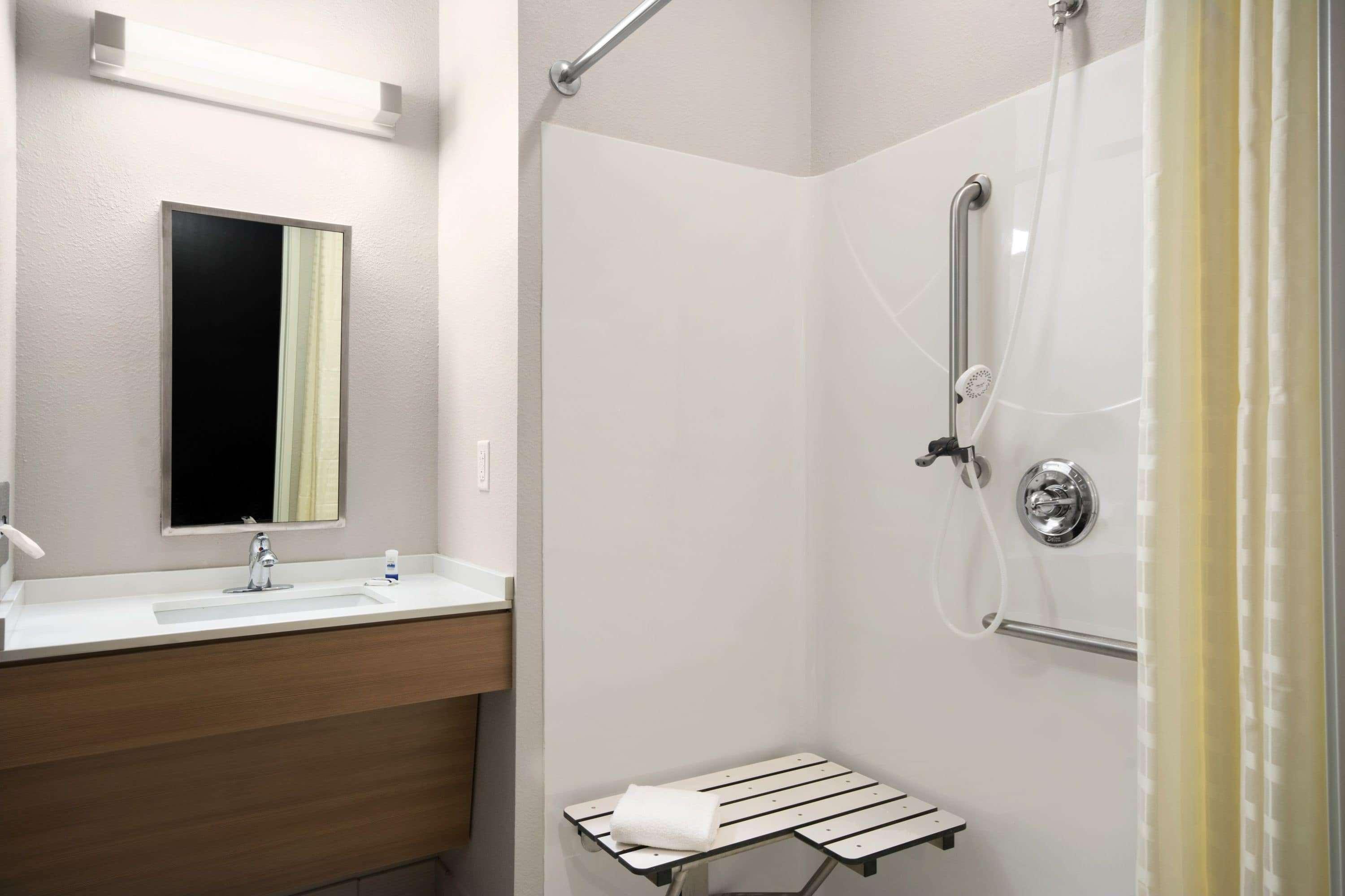 Microtel Inn & Suites By Wyndham Lynchburg Εξωτερικό φωτογραφία
