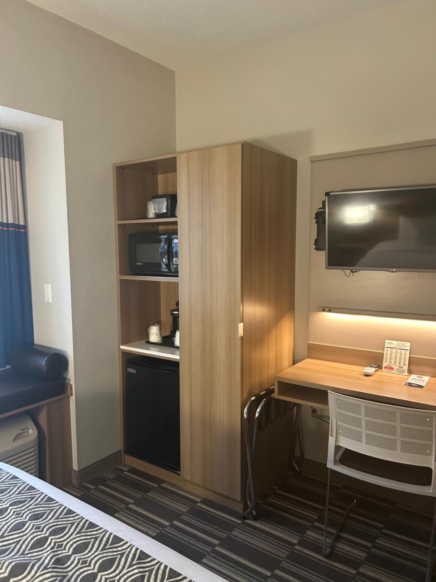 Microtel Inn & Suites By Wyndham Lynchburg Εξωτερικό φωτογραφία