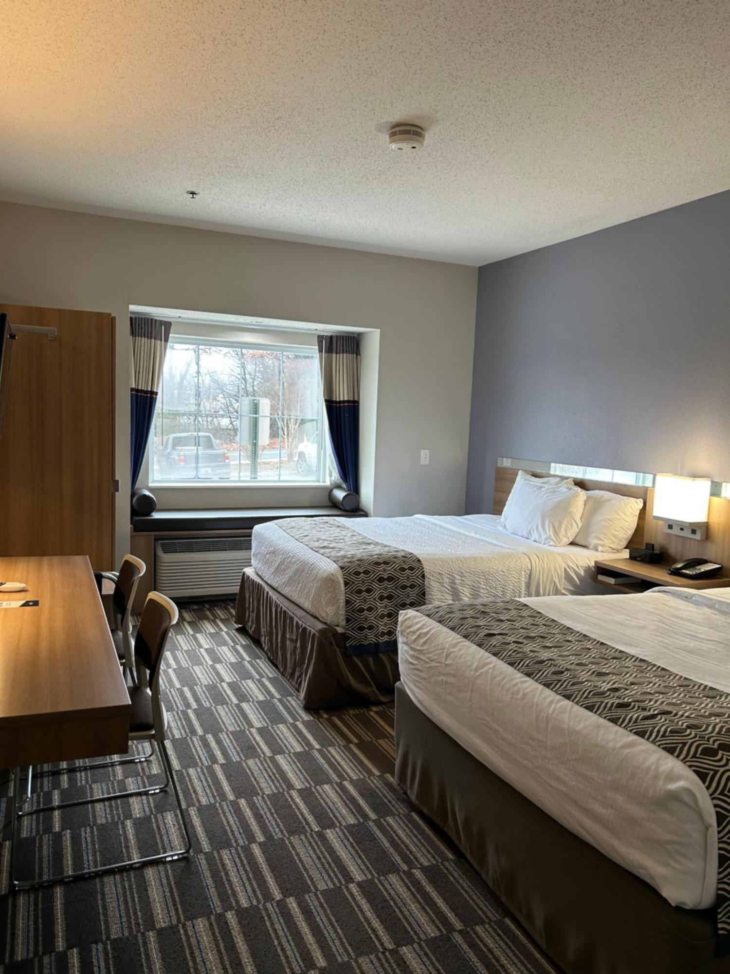 Microtel Inn & Suites By Wyndham Lynchburg Εξωτερικό φωτογραφία