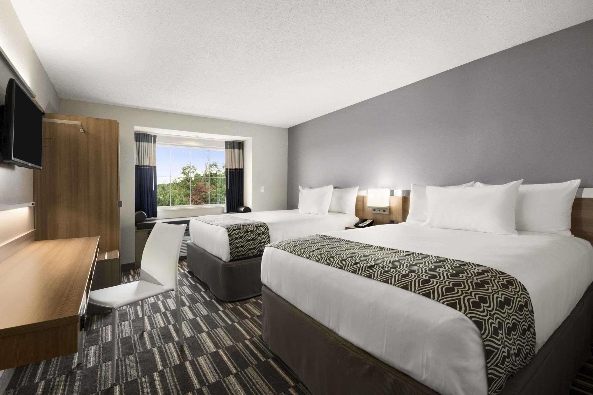 Microtel Inn & Suites By Wyndham Lynchburg Εξωτερικό φωτογραφία